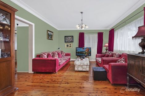 Property photo of 38 Kerry Crescent Berkeley Vale NSW 2261
