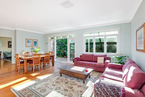 Property photo of 18 Fairlight Crescent Fairlight NSW 2094