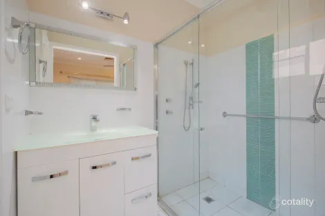 Property photo of 5 Baronet Close Floraville NSW 2280