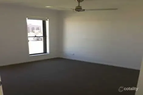 Property photo of 38 Scarborough Circuit Blacks Beach QLD 4740