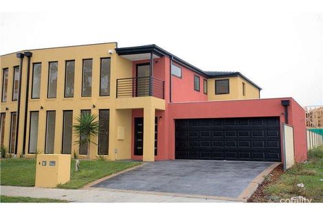 Property photo of 4 Ambleside Place Cairnlea VIC 3023