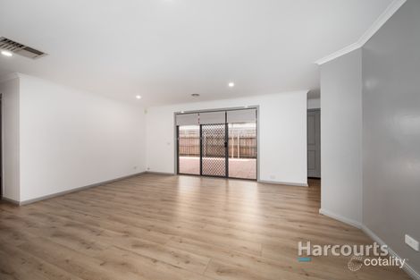 Property photo of 6 Tussock Grove Cairnlea VIC 3023