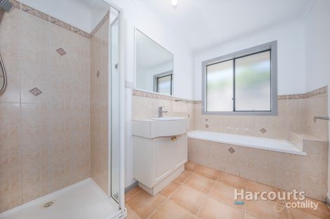 Property photo of 6 Tussock Grove Cairnlea VIC 3023