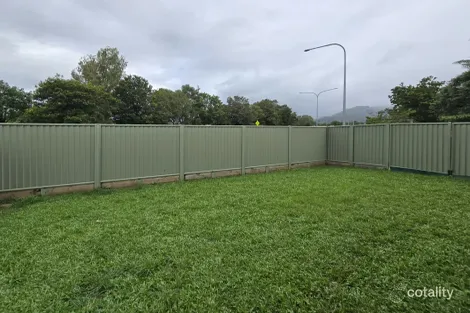 Property photo of 1/130 Robert Road Bentley Park QLD 4869