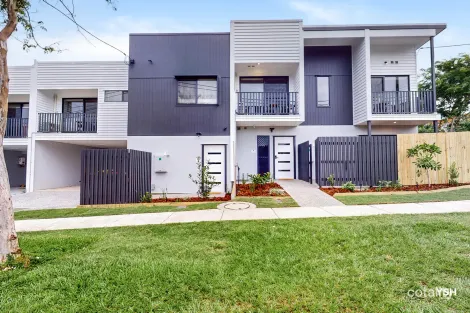 Property photo of 82 William Terrace Oxley QLD 4075