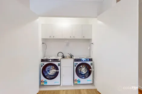 Property photo of 82 William Terrace Oxley QLD 4075