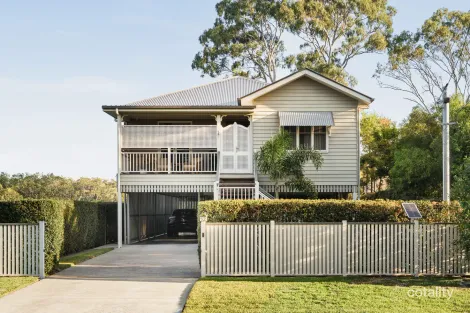 52 STOCKHAM RD, DEAGON, QLD 4017