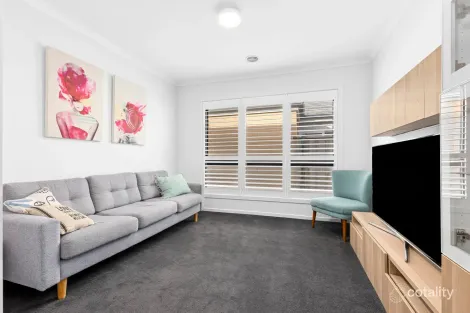 Property photo of 4 Hackberry Close Lara VIC 3212