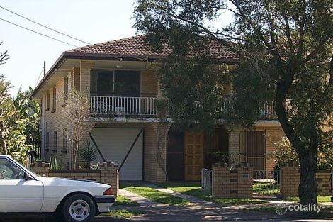 328 Hawthorne Rd, Hawthorne, QLD 4171