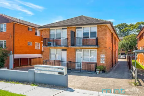 2/11 MYEE ST, LAKEMBA, NSW 2195