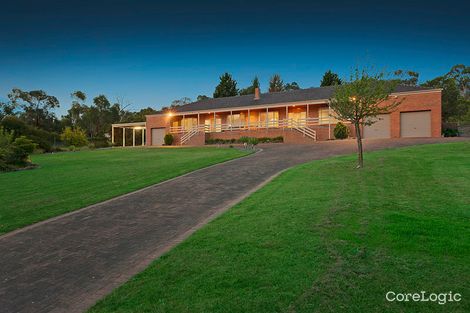 Property photo of 13 Gymkhana Court Endeavour Hills VIC 3802