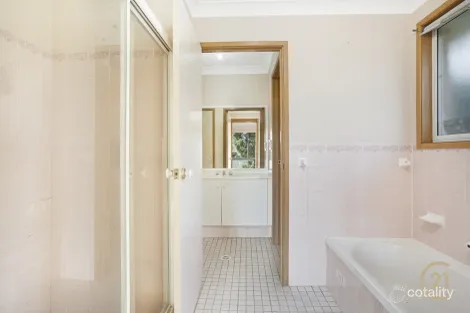 Property photo of 19 Eliza Way Leumeah NSW 2560