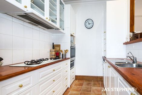 Property photo of 7 Sandford Grove Yarraville VIC 3013