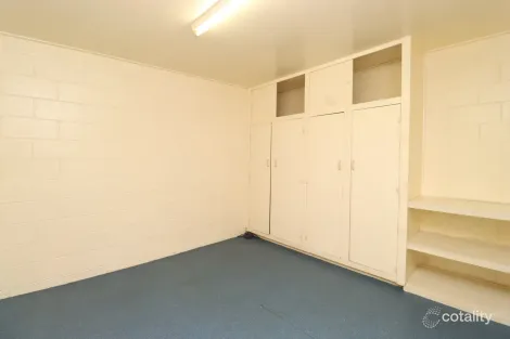 Property photo of 4/83 Trainor Street Townview QLD 4825