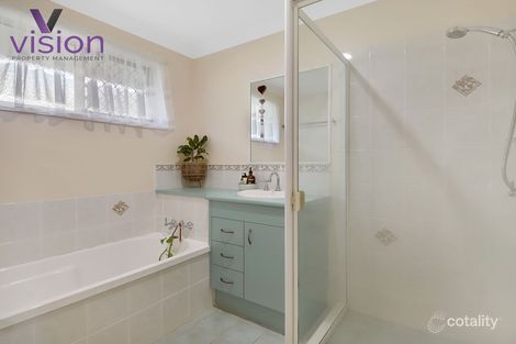 15 Rohan Way, Kawungan, QLD 4655