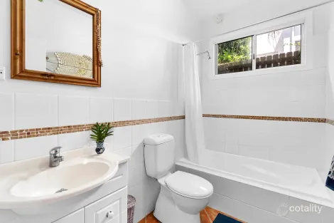 Property photo of 5 Emerald Street Narrabeen NSW 2101