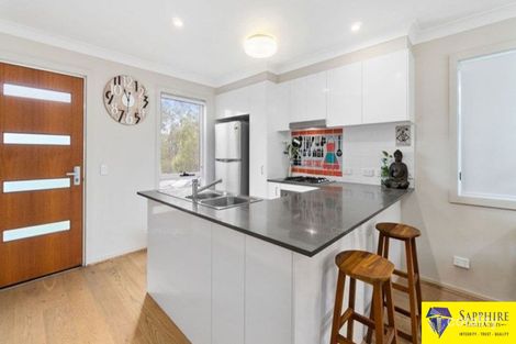 Property photo of 20 Mellish Parade Glenfield NSW 2167