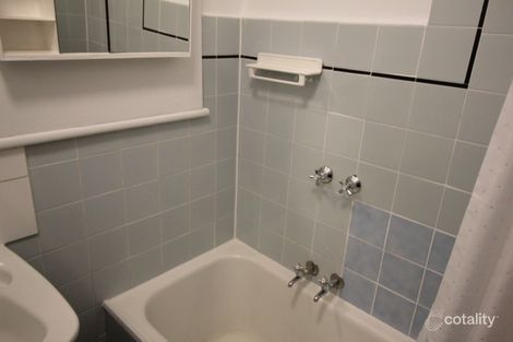 Property photo of 2/130 Balcombe Road Mentone VIC 3194