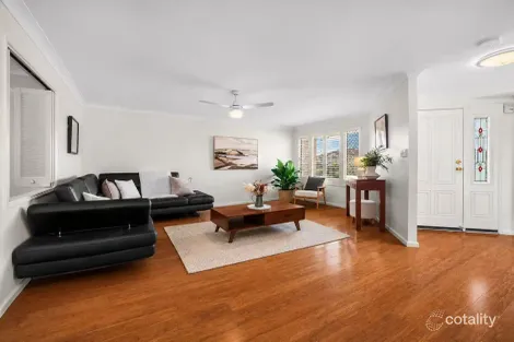 Property photo of 10 Crown Place Kuraby QLD 4112