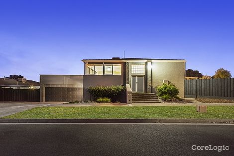 Property photo of 19 Harcombe Drive Sunbury VIC 3429