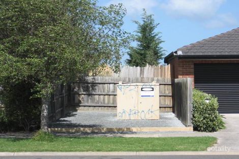 Property photo of 93 Bellevue Drive Berwick VIC 3806