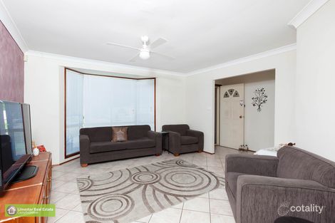 Property photo of 18 Pyramus Circuit Rosemeadow NSW 2560