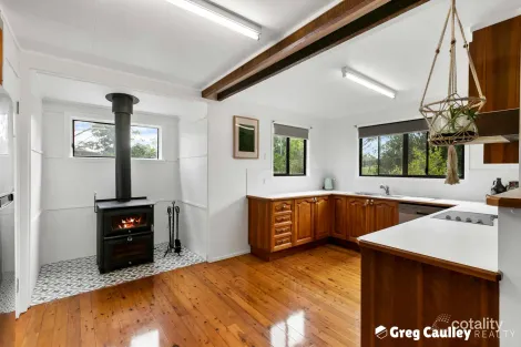 Property photo of 21 Walter Street Tiaro QLD 4650
