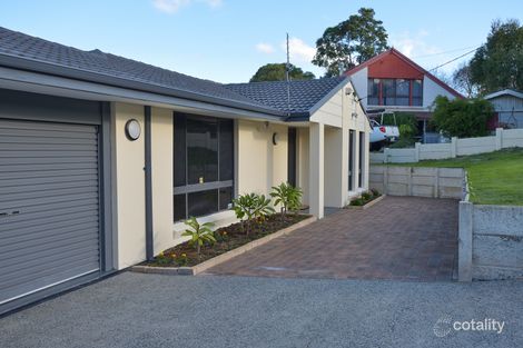 Property photo of 2 Harnett Place Australind WA 6233