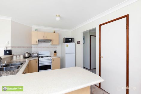 Property photo of 18 Pyramus Circuit Rosemeadow NSW 2560