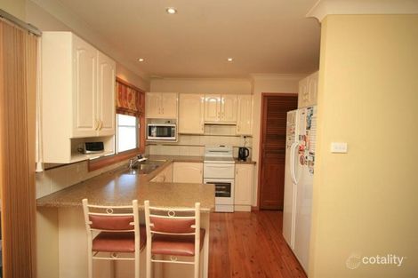 Property photo of 16 Buffier Crescent Rutherford NSW 2320