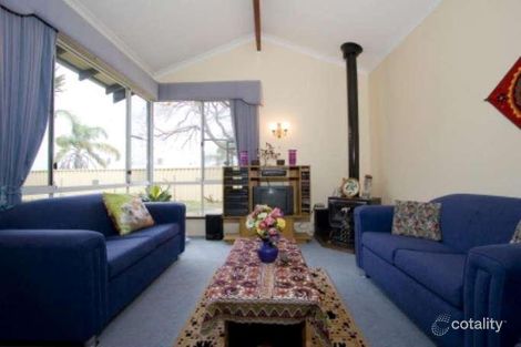 Property photo of 100 Avocado Drive Dianella WA 6059