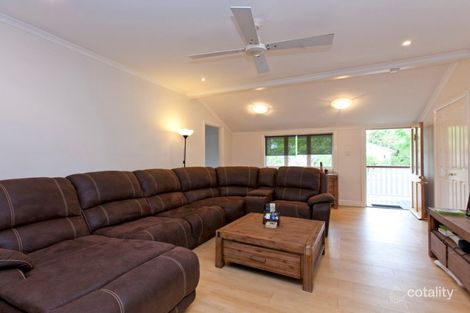 Property photo of 11 Pansy Street Wynnum QLD 4178