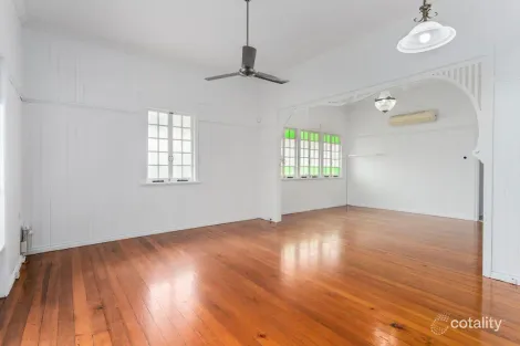 Property photo of 17 Kendall Street East Ipswich QLD 4305