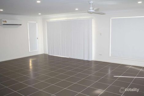 Property photo of 14 Cafe Place Bellbird Park QLD 4300