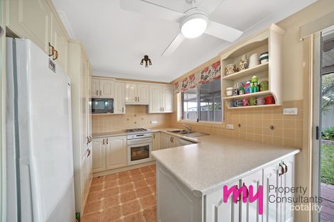 Property photo of 5 Poppy Place Macquarie Fields NSW 2564