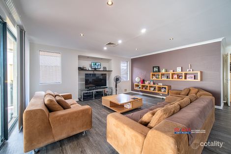 Property photo of 21 Millwall Lane Dianella WA 6059