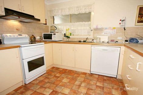 Property photo of 66 Dalman Parkway Glenfield Park NSW 2650