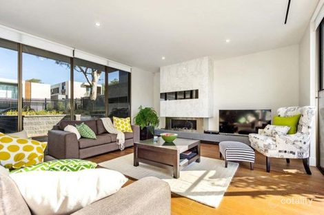 Property photo of 32 Cypress Way Kew VIC 3101