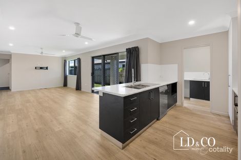 Property photo of 19 Eleanor Drive Beaconsfield QLD 4740