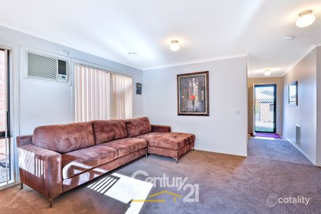 Property photo of 27/107 Army Road Pakenham VIC 3810