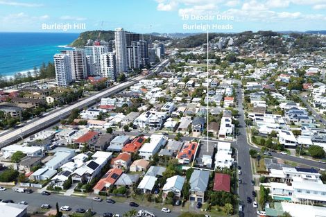 19 Deodar Dr, Burleigh Heads, QLD 4220