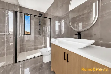 Property photo of 5 Arkbar Avenue Deanside VIC 3336