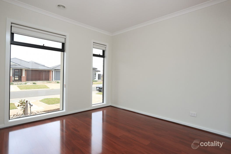 Property photo of 59 Topiary Street Truganina VIC 3029