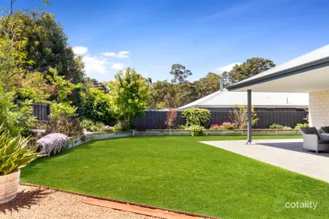 4 Muscat Cl, Cowaramup, WA 6284