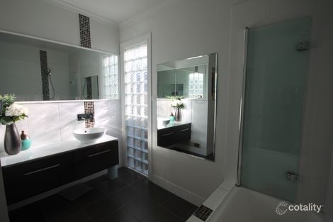 Property photo of 139 Rathcown Road Reservoir VIC 3073