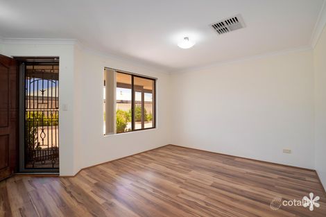 Property photo of 11 Eyebright Court Huntingdale WA 6110