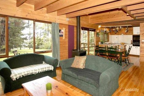Property photo of 4 Avon Road Avonsleigh VIC 3782