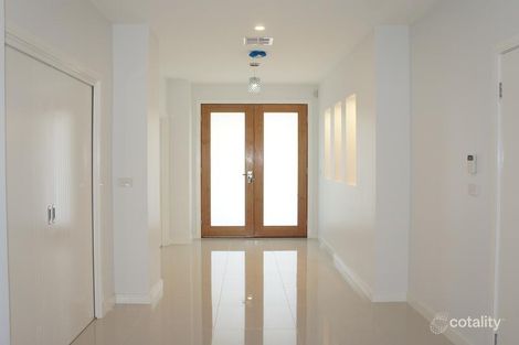 Property photo of 34 Montmarte Boulevard Burnside VIC 3023