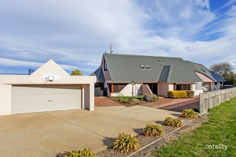 Property photo of 23 Westbury Circuit Nicholls ACT 2913