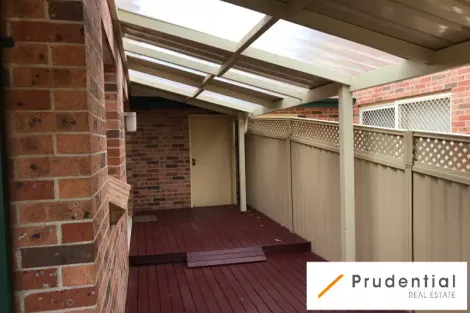 Property photo of 15/5 Jacquinot Place Glenfield NSW 2167